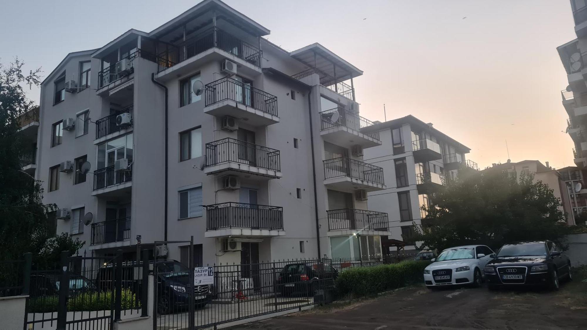 Apartment Lazur By The Sea 拉夫达 外观 照片